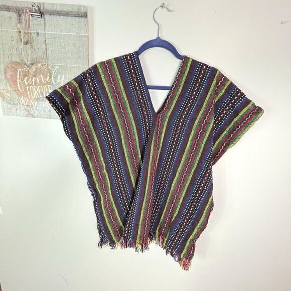 Elephant Jungle Sanctuary Poncho   - Picture 4 of 4